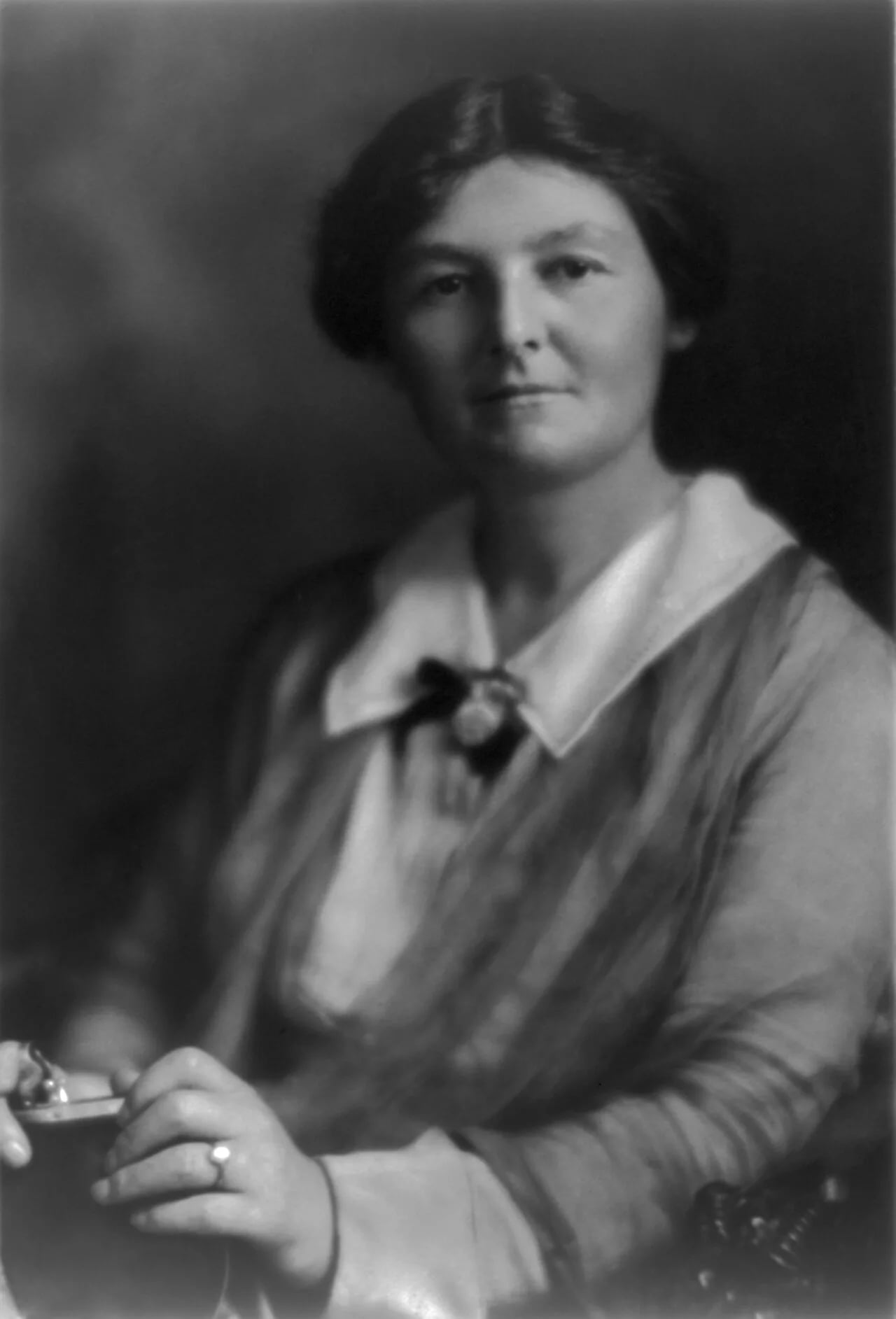 Portrait of Margaret Bondfield (1873–1953) – memorial page