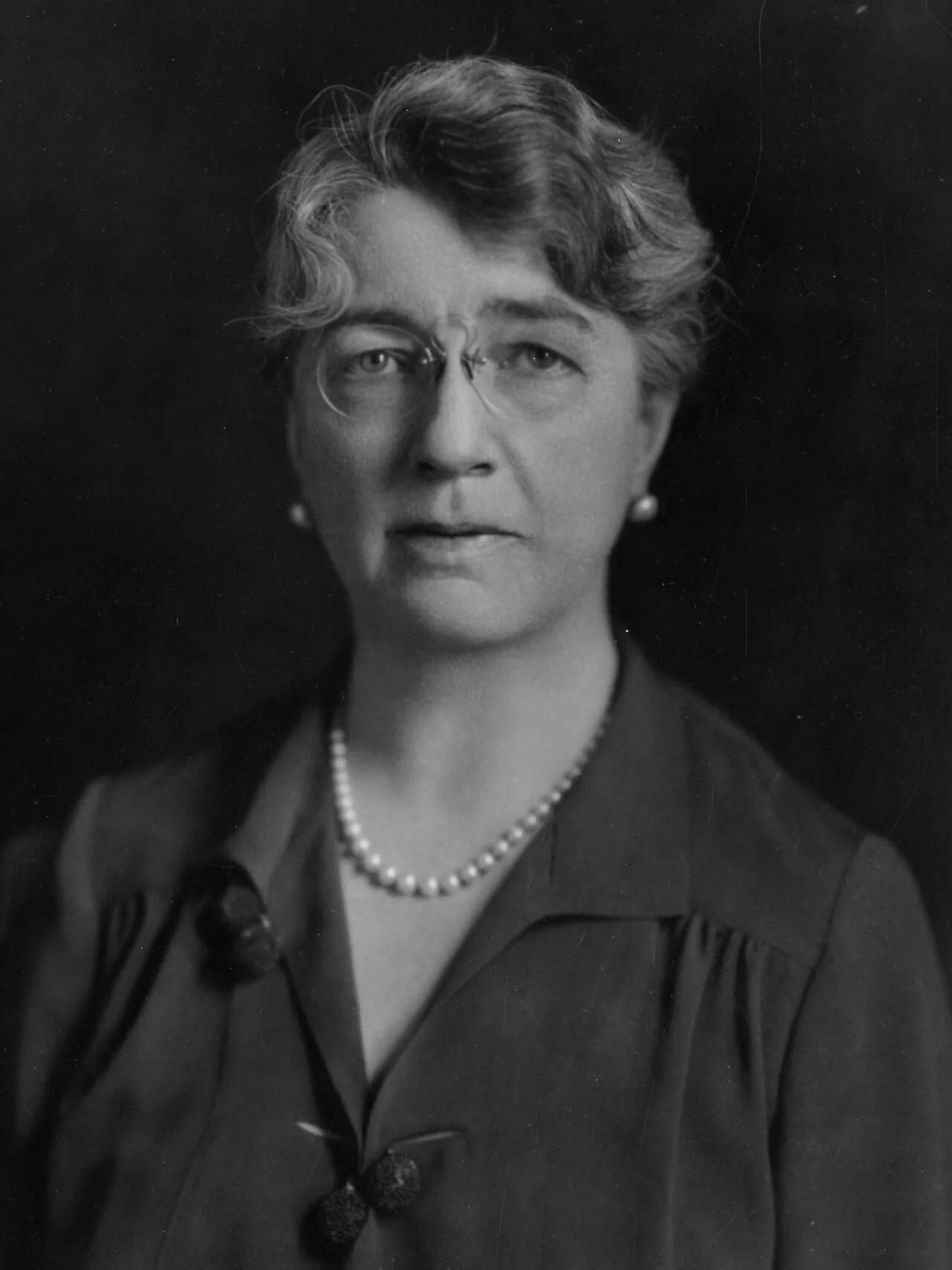 Porträt von Louise Pearce (1885–1959) – Gedenkseite