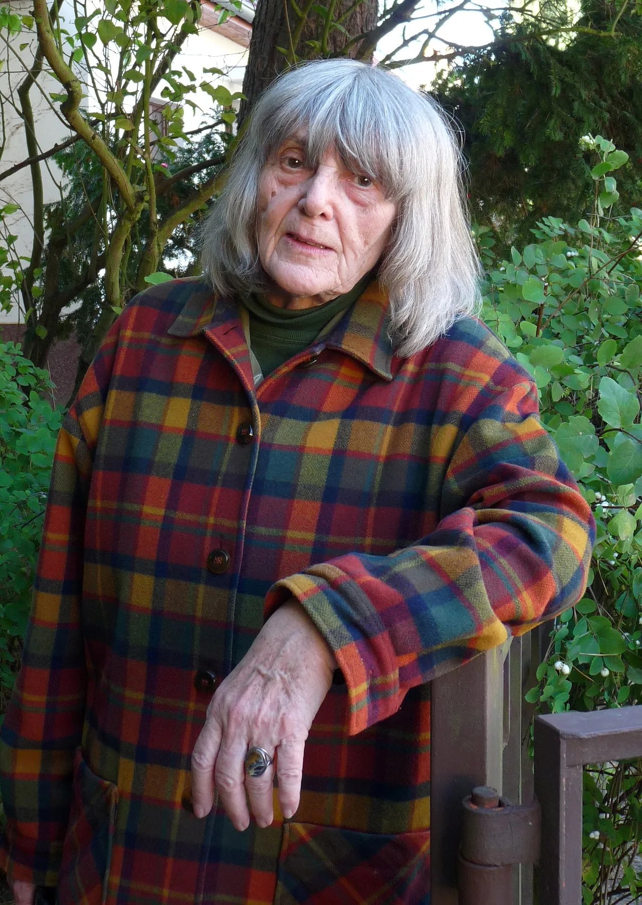Porträt von Ruth Wolf-Rehfeldt (1932–2024) – Gedenkseite
