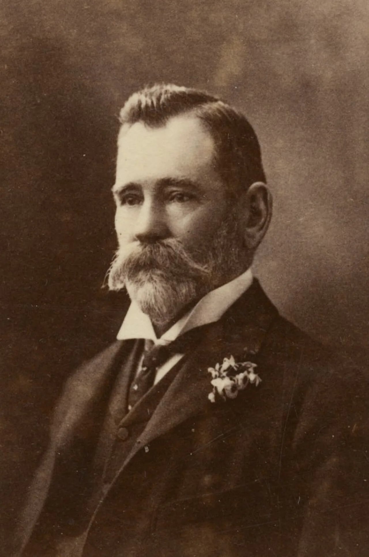 Portrait of George Riddoch (1842–1919) – memorial page