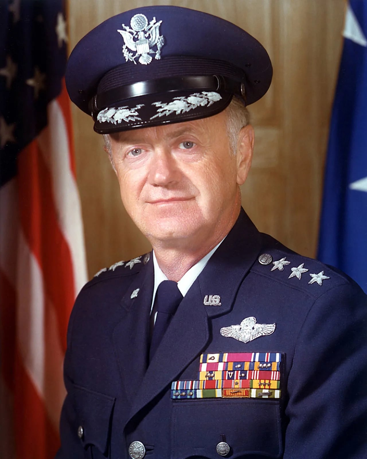 Porträt von Richard C. Henry (1925–2020) – Gedenkseite