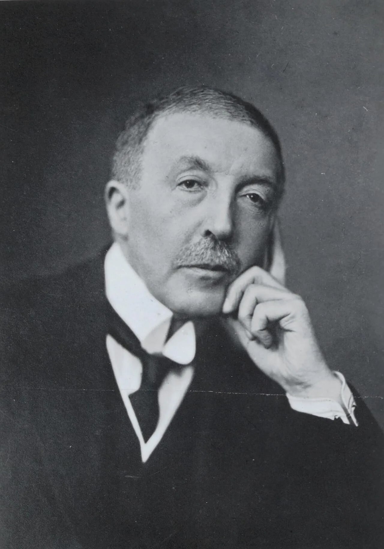 Portrait of Willem Lodewijk de Vos van Steenwijk (1859–1947) – memorial page