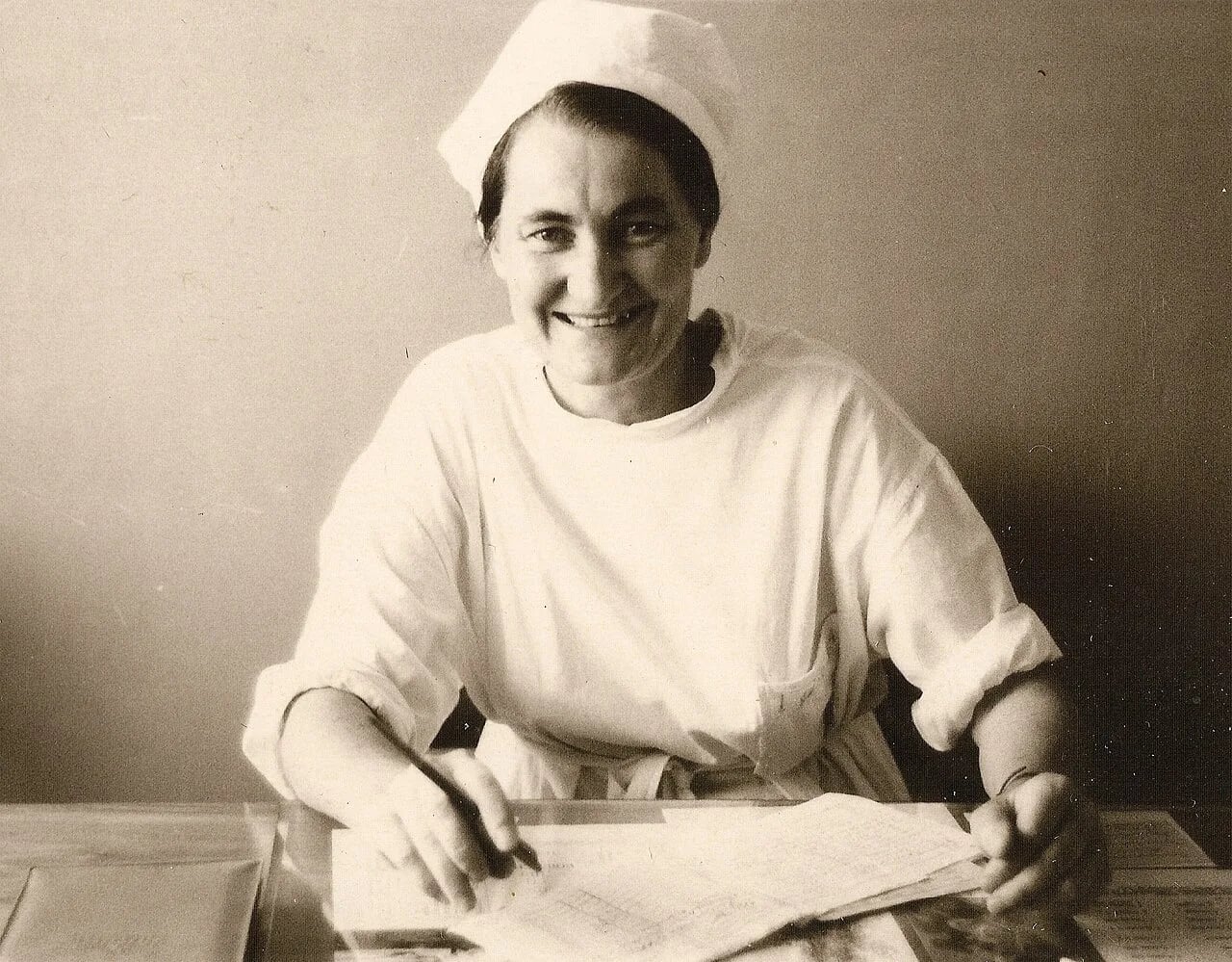 Porträt von Aleksandra Buvanova (1924–2017) – Gedenkseite