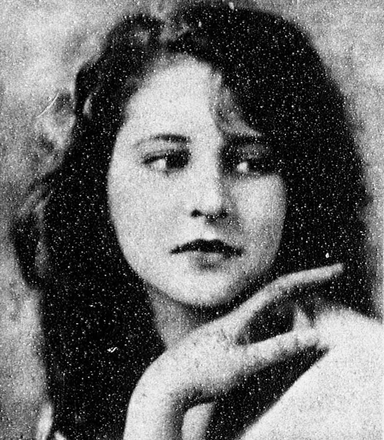 Portrait of Betty May (1904–1949) – memorial page