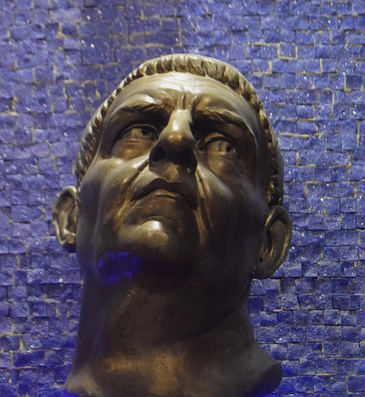 Portrait of Licinius (263–325) – memorial page