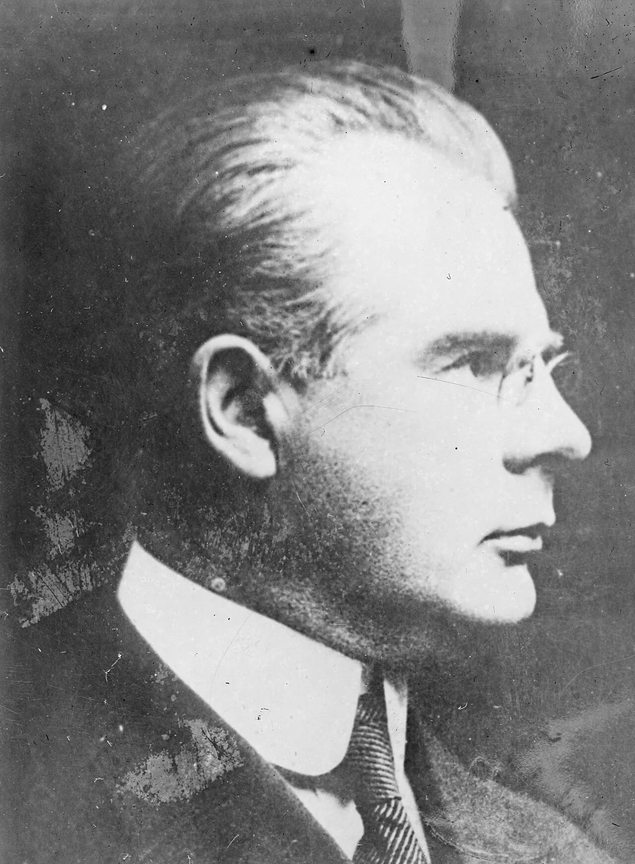 Portrait of Pierre Forthomme (1877–1959) – memorial page