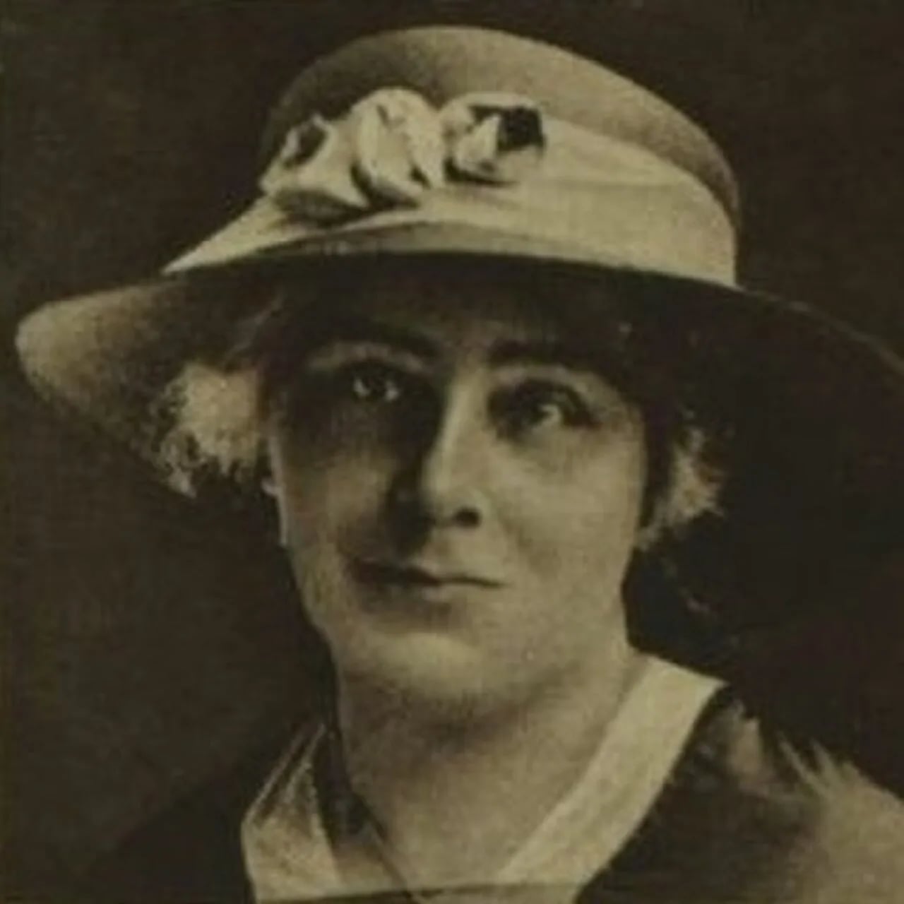 Portrait of Eunice Murray (1878–1960) – memorial page