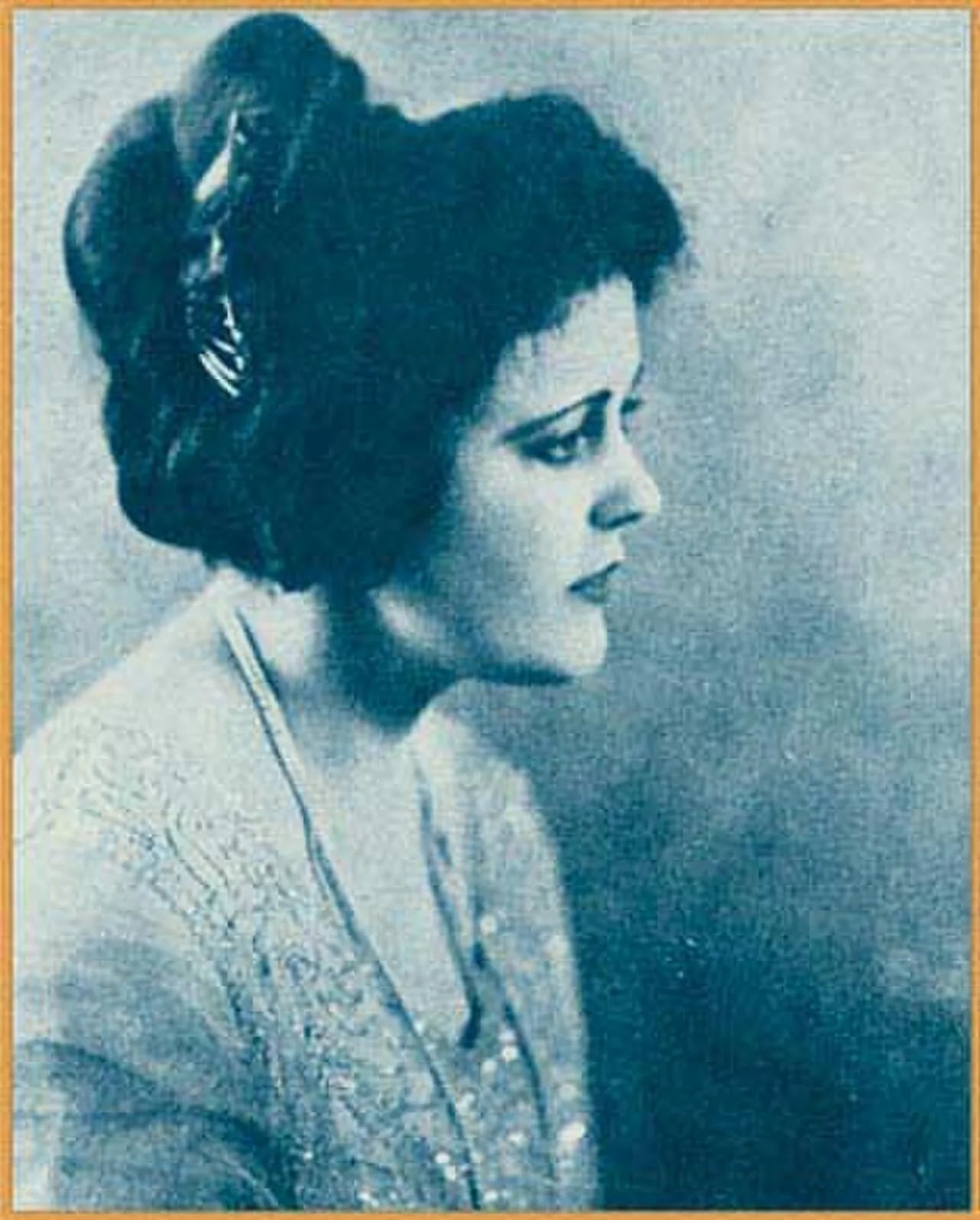 Portrait of Lucile McVey (1890–1925) – memorial page