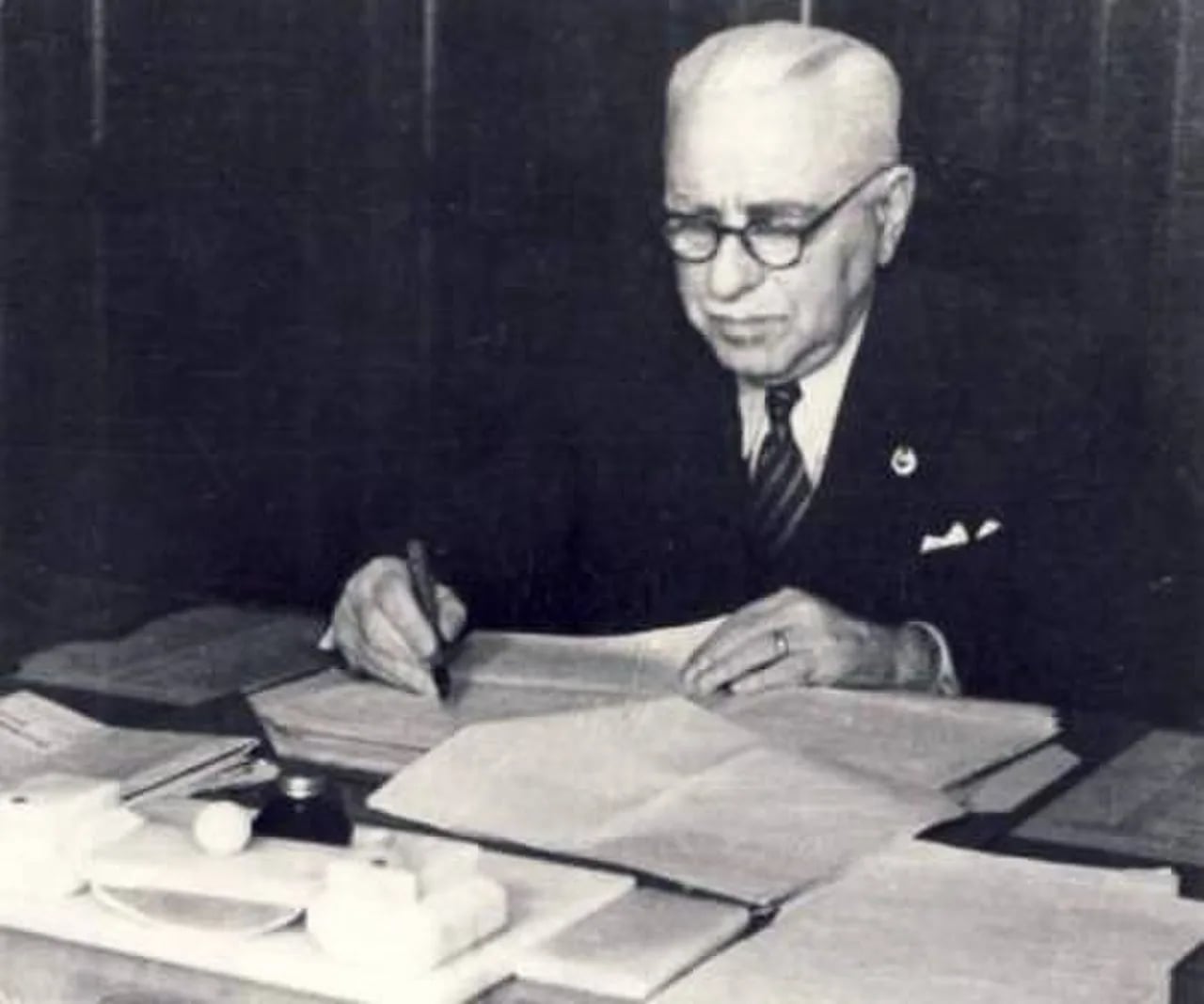 Porträt von Gheorghe Macovei (1880–1969) – Gedenkseite