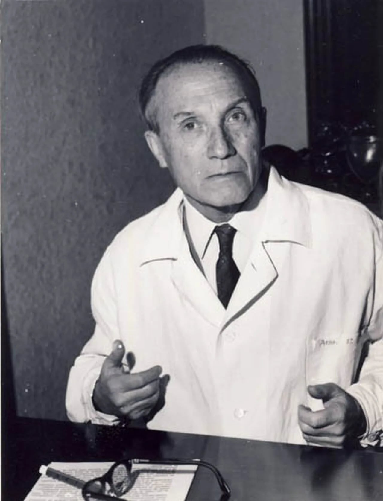 Porträt von Stefan Marius Milcu (1903–1997) – Gedenkseite