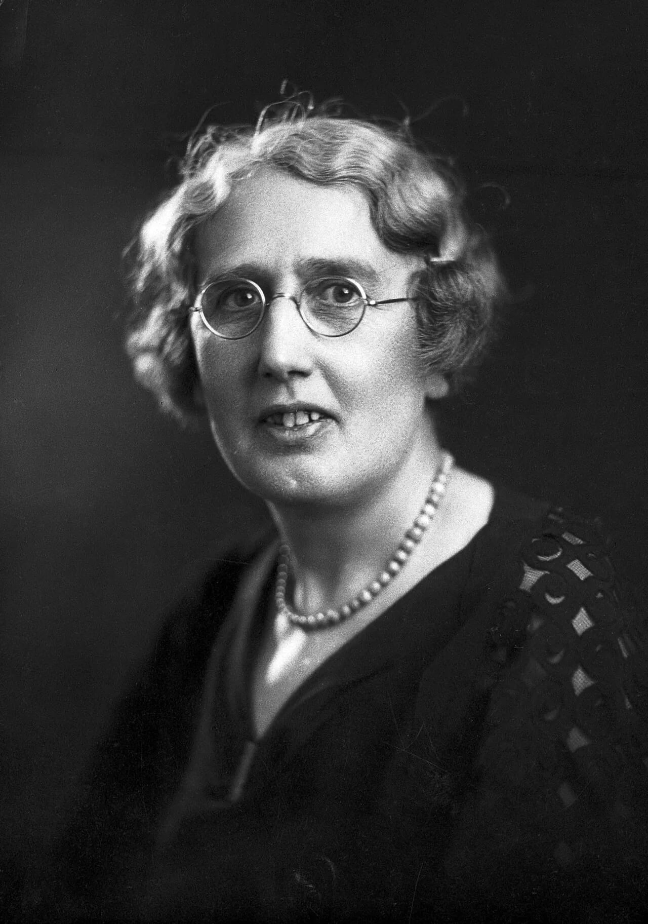 Portrait of Catherine Chisholm (1878–1952) – memorial page