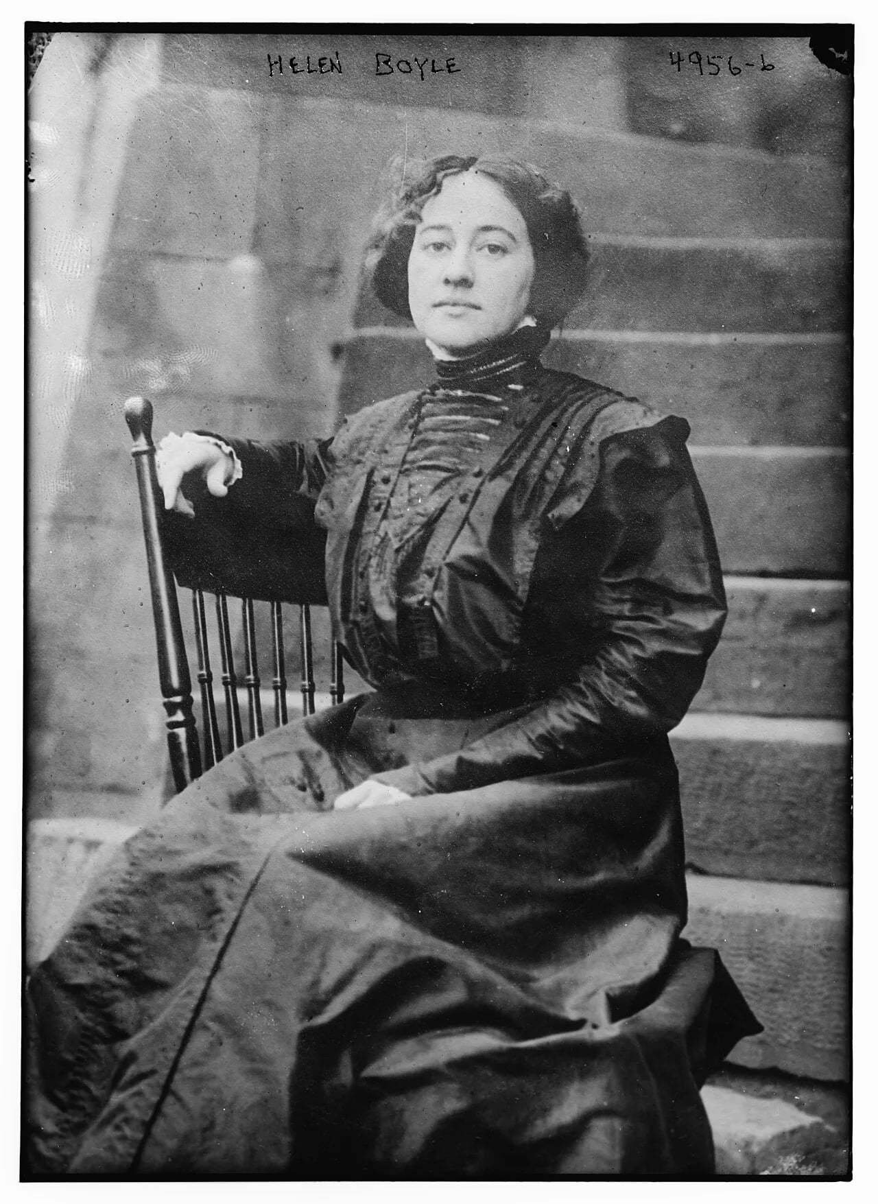 Portrait of Helen Boyle (1869–1957) – memorial page