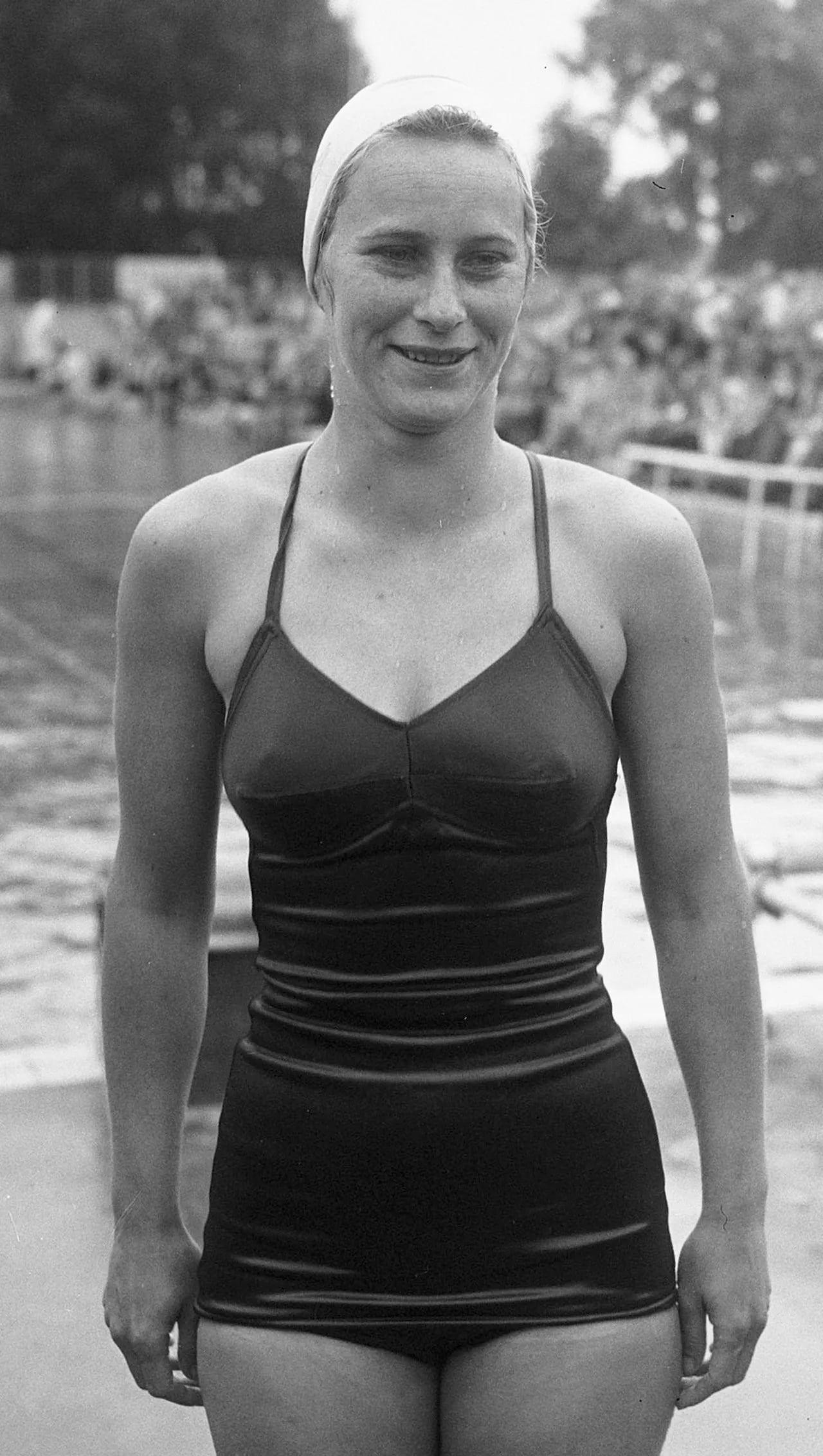 Portrait of Els van den Horn (1927–1996) – memorial page