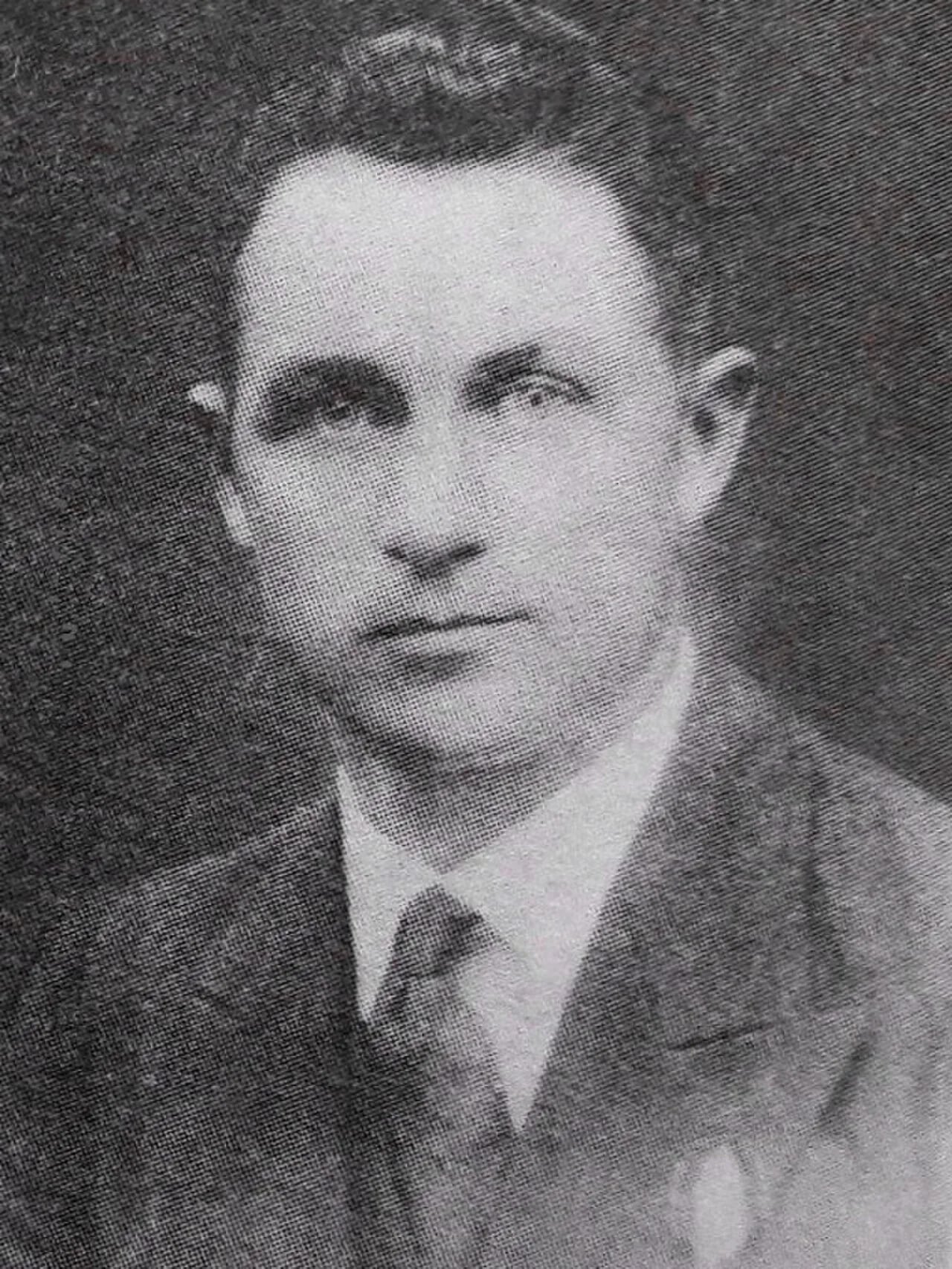 Portrait of Romuald Ganowicz (1898–1993) – memorial page