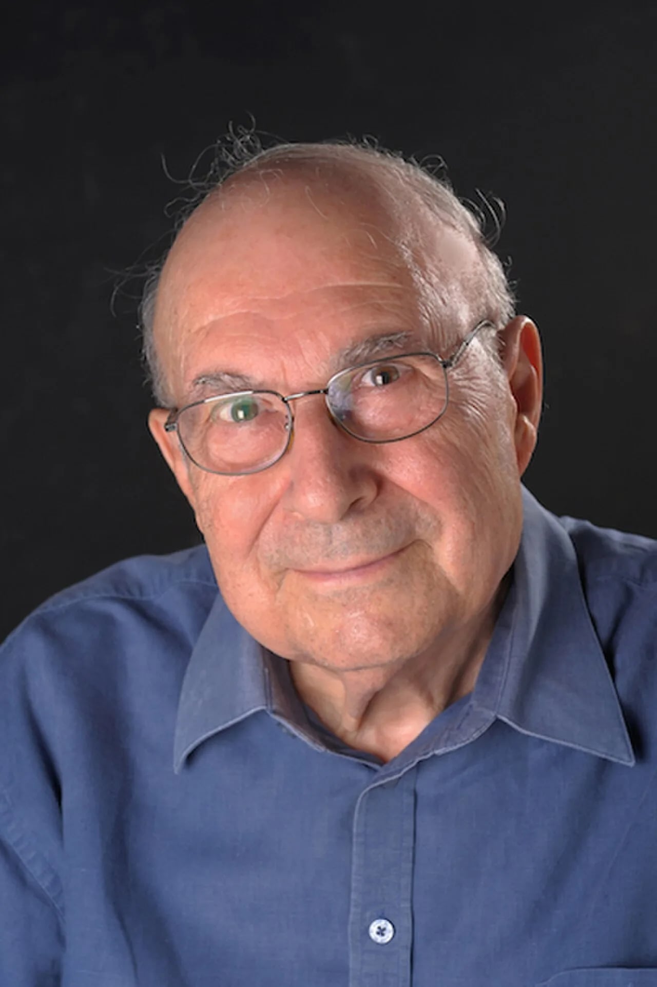 Porträt von Panos Ioannides (1935–2021) – Gedenkseite