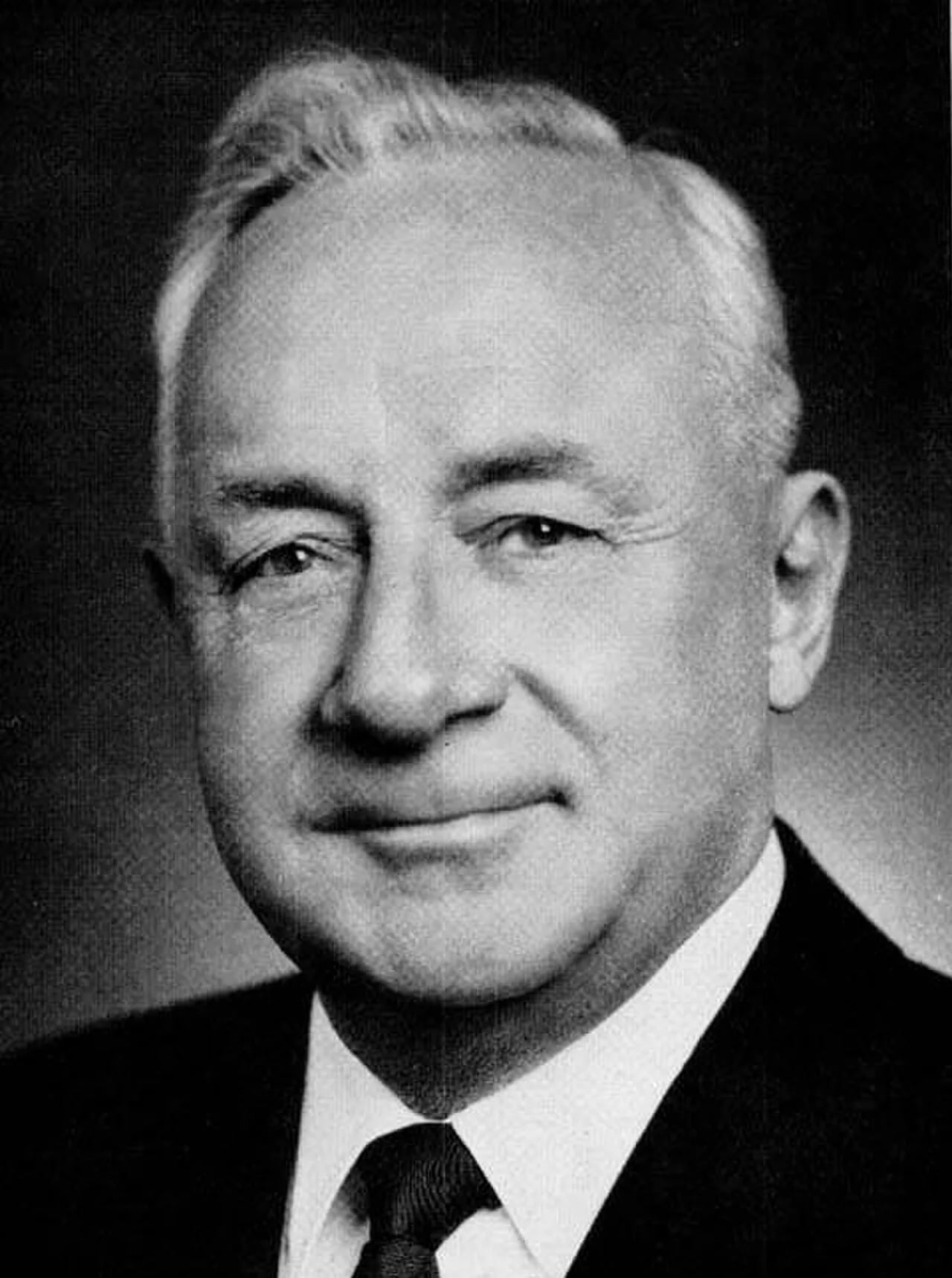 Portrait of Charles F. Carpentier (1896–1964) – memorial page