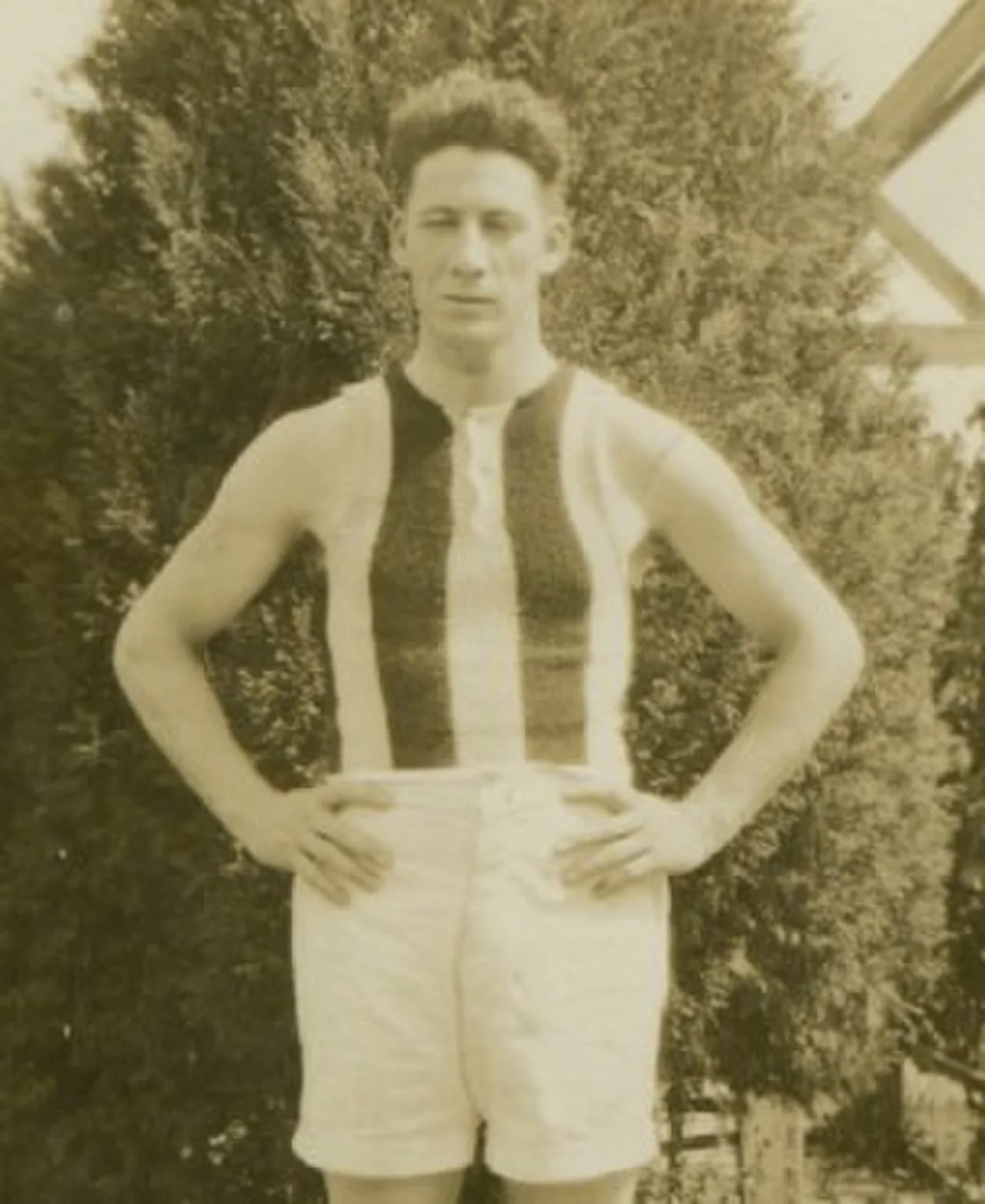 Portrait of Bill Sneazwell (1906–1967) – memorial page