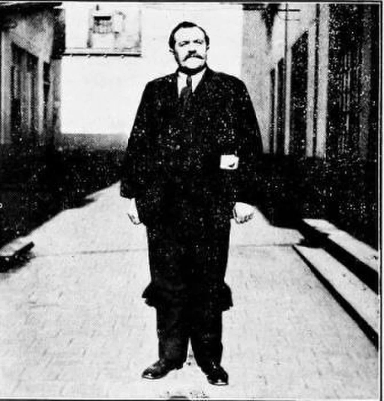 Portrait of Charles Delzant (1874–1943) – memorial page