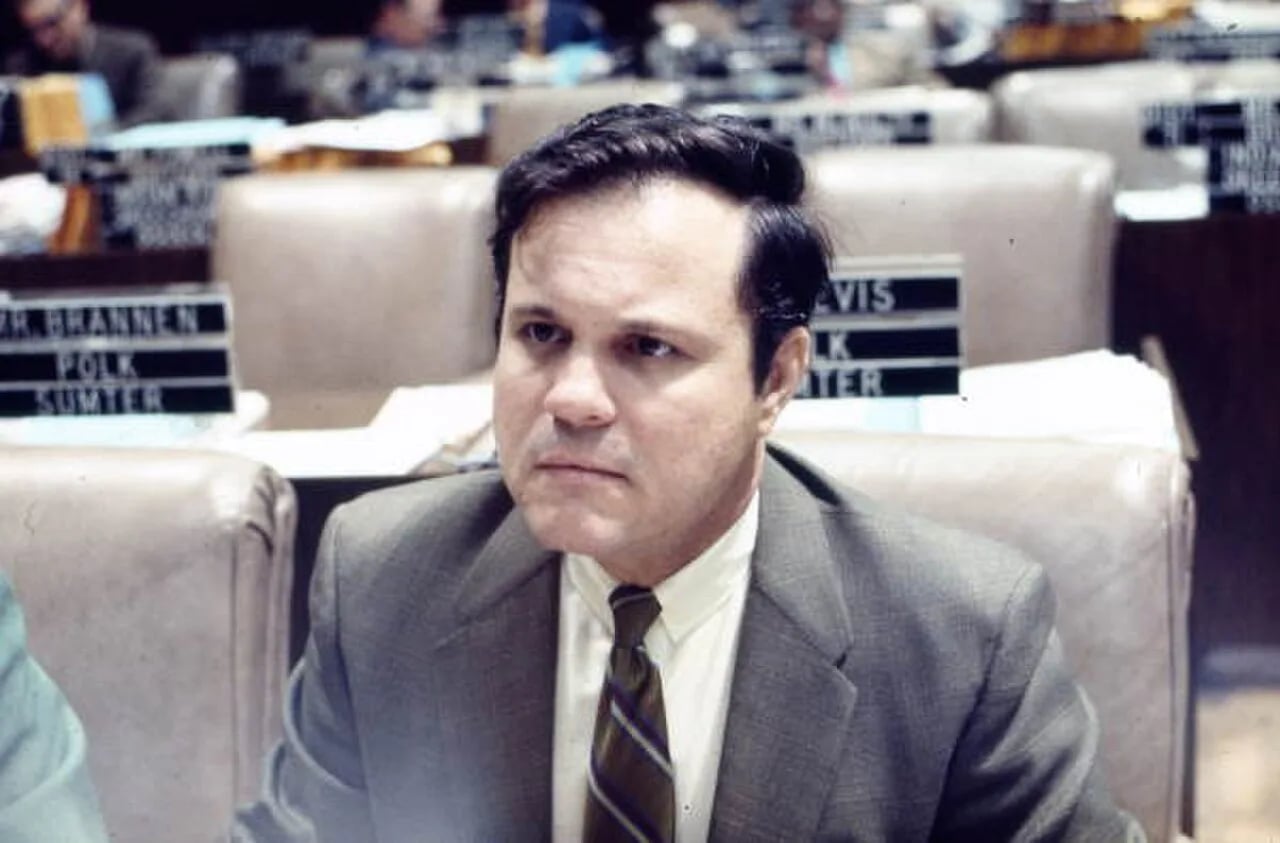 Portrait of Bill Gillespie (1928–2008) – memorial page