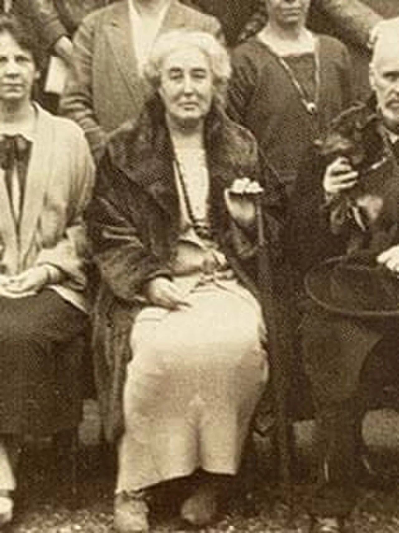 Porträt von Esther Lawrence (1862–1944) – Gedenkseite