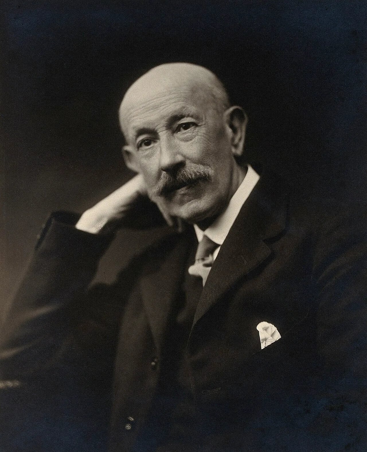Portrait of Frederick William Andrewes (1859–1932) – memorial page
