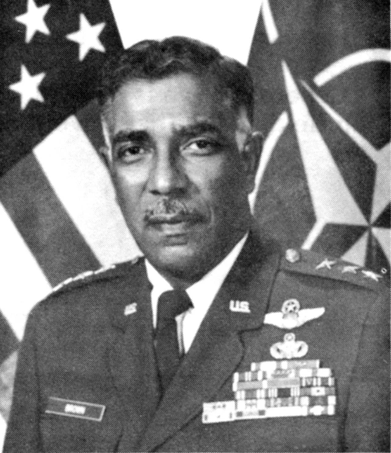 Porträt von Earl Brown (1927–2020) – Gedenkseite