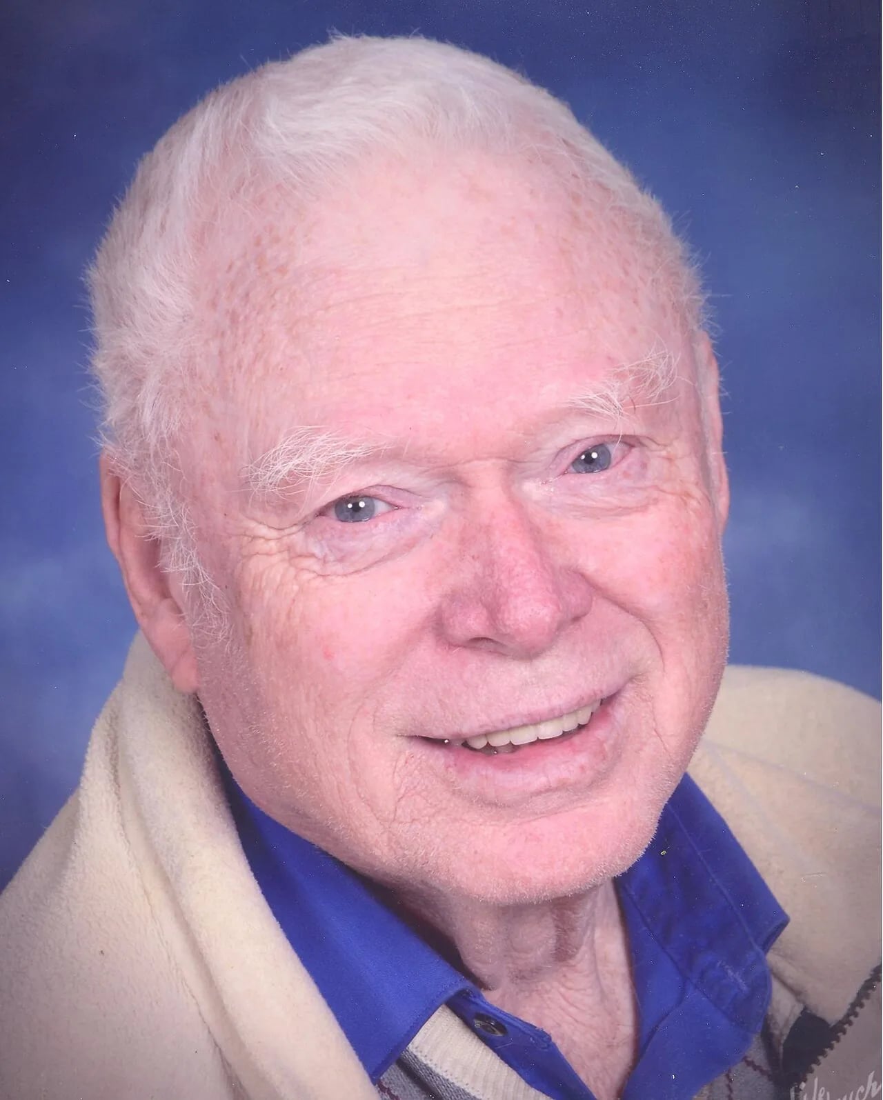 Porträt von Lorence G. Collins (1931–2025) – Gedenkseite