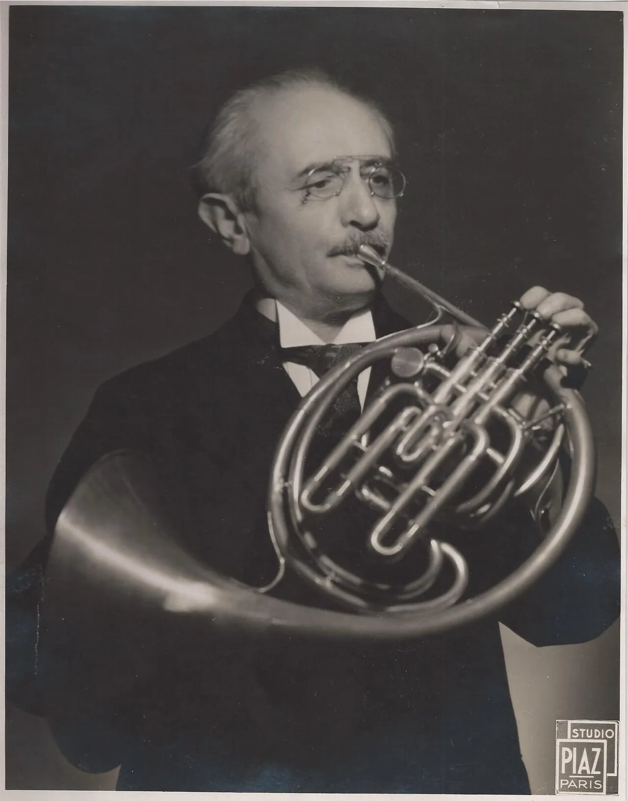 Porträt von Louis-Edouard Vuillermoz (1869–1939) – Gedenkseite