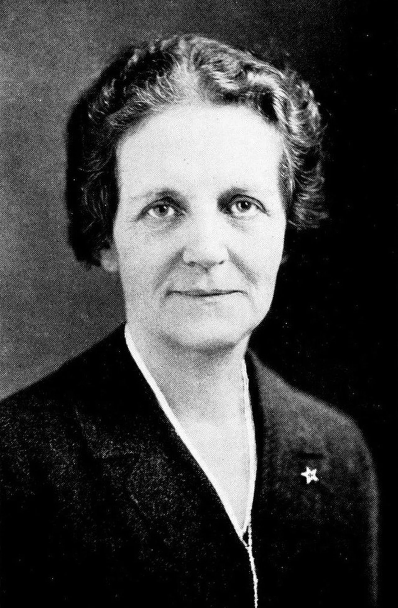 Portrait of Ola Babcock Miller (1871–1937) – memorial page