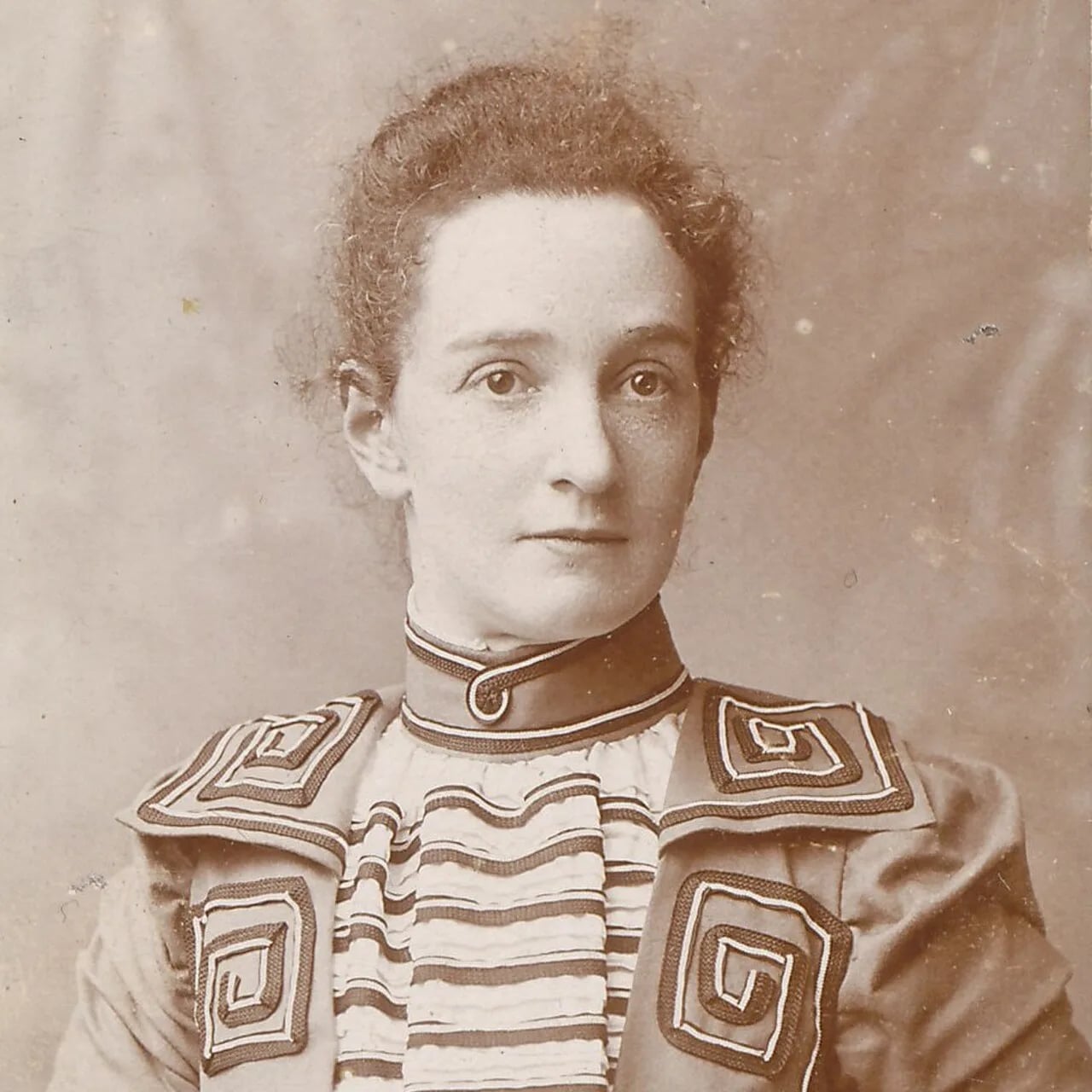 Porträt von Grace Woodhead (1864–1936) – Gedenkseite