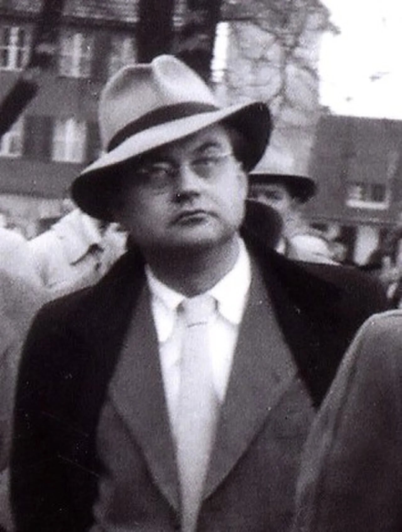 Portrait of Ludwig Schweizer (1910–1989) – memorial page