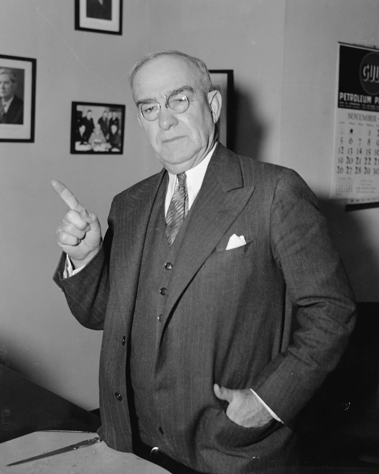 Portrait of Luther Alexander Johnson (1875–1965) – memorial page