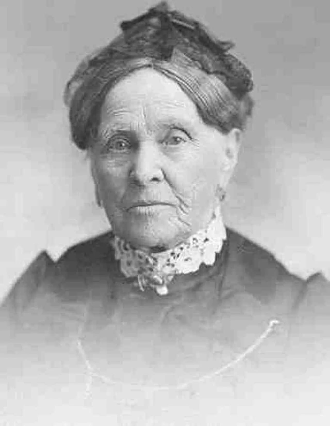 Portrait of Lydia Moss Bradley (1816–1908) – memorial page