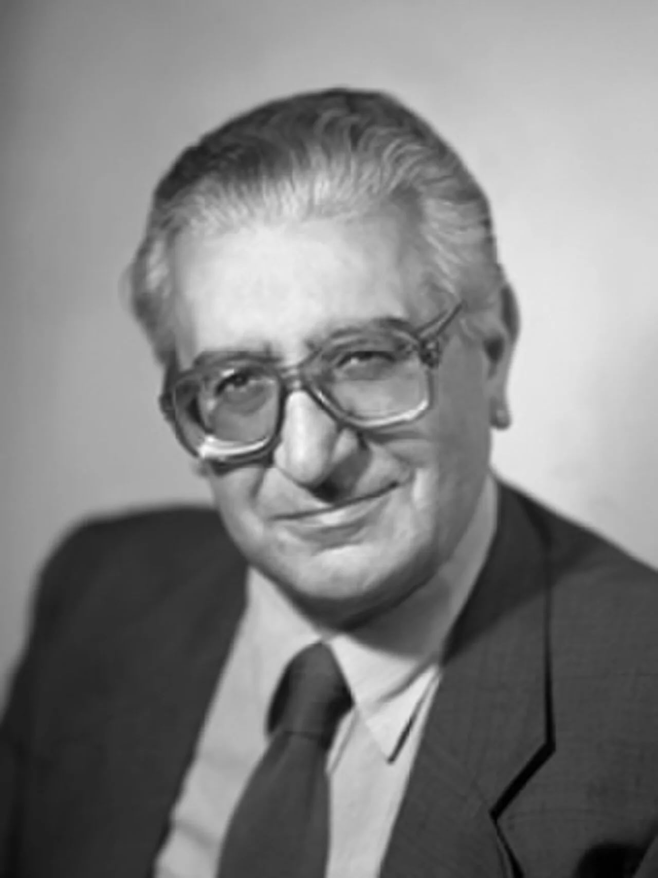 Portrait of Pietro Valenza (1920–1997) – memorial page