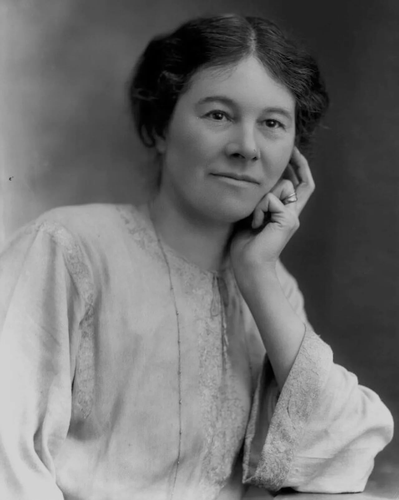 Portrait of Lettice Fisher (1875–1956) – memorial page