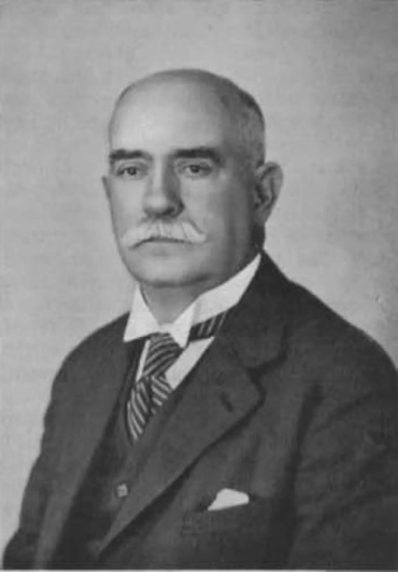Portrait of Charles Cramer (1879–1976) – memorial page