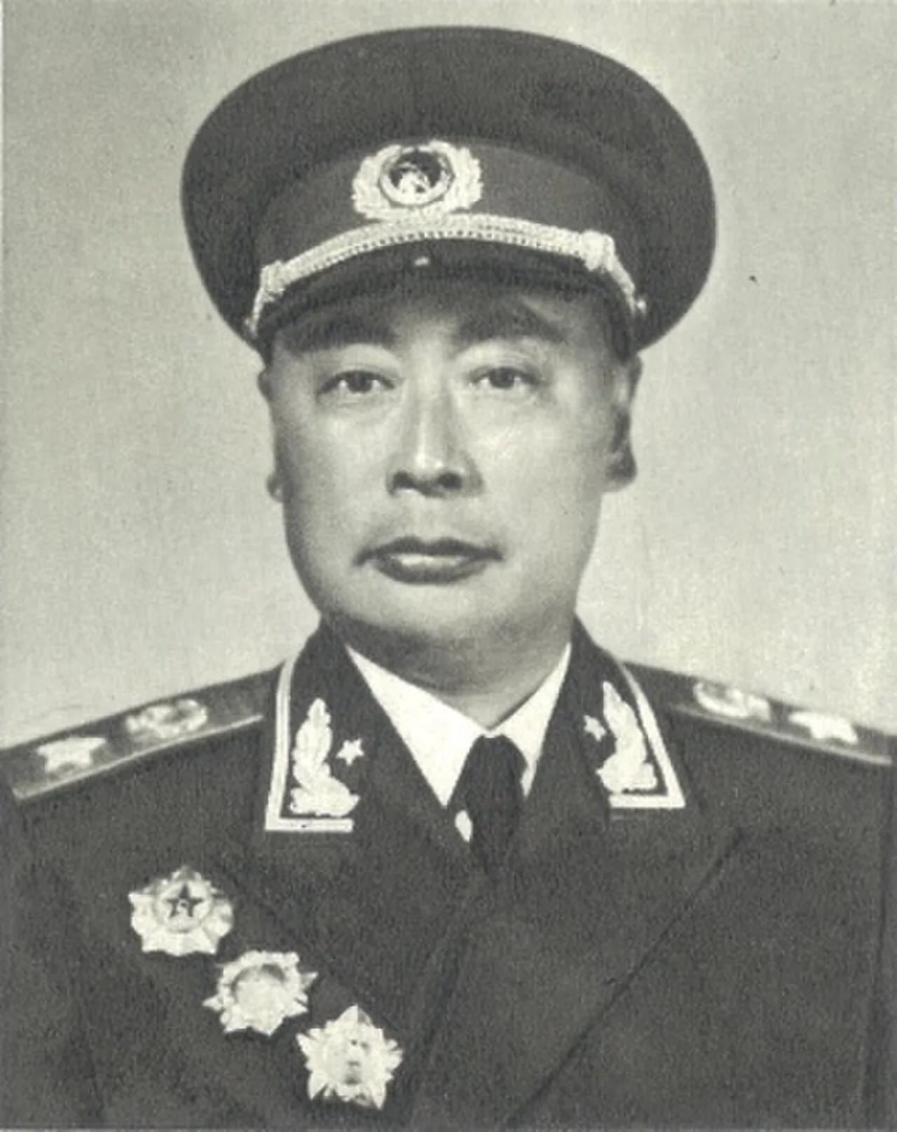 Porträt von Chen Yi (1901–1972) – Gedenkseite
