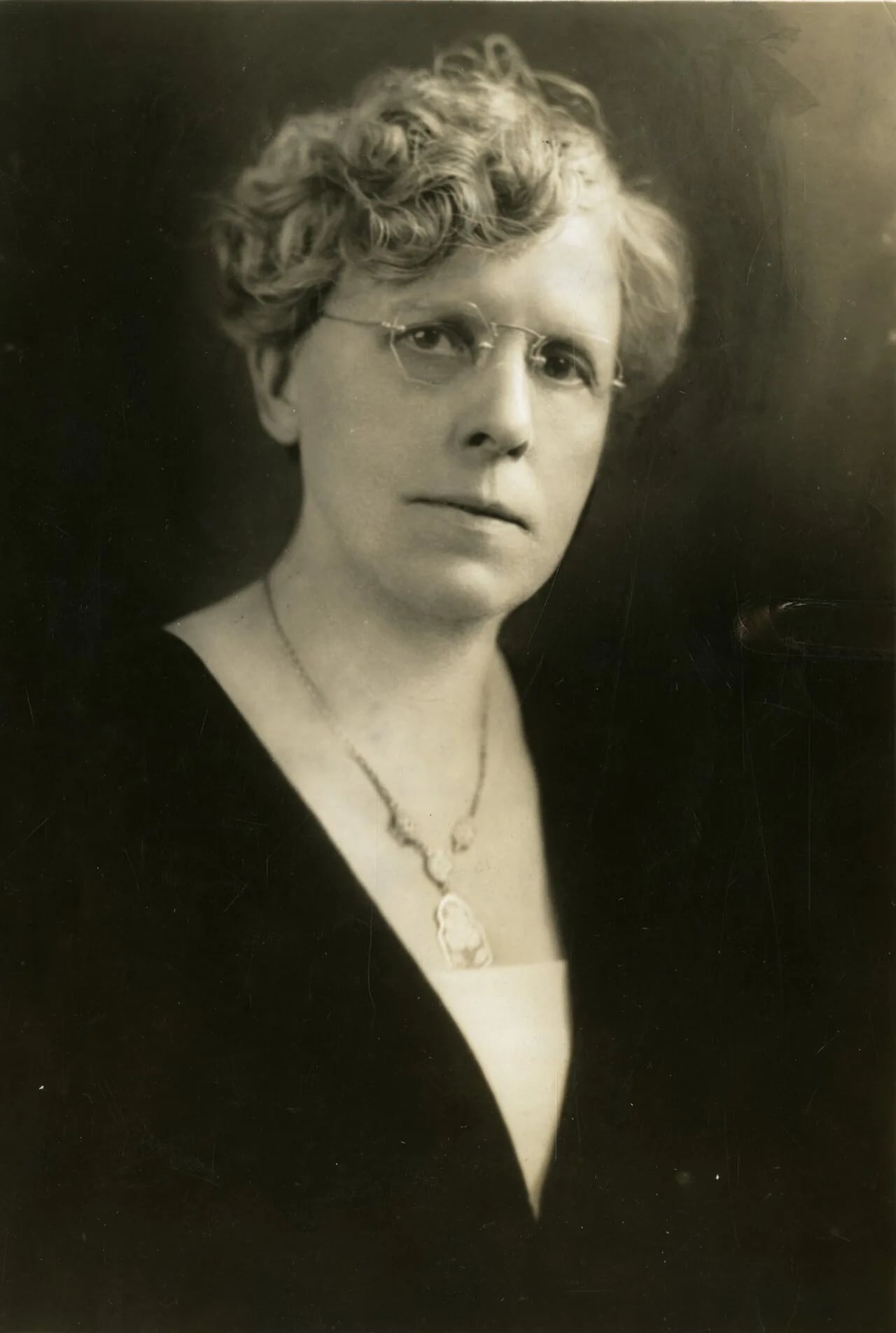 Portrait of Wilhelmine Marie Enteman Key (1872–1955) – memorial page