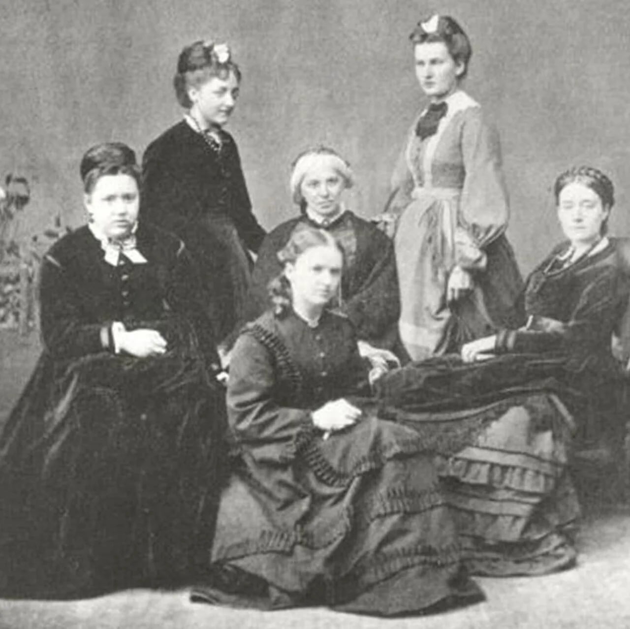 Porträt von Edith Creak (1855–1919) – Gedenkseite