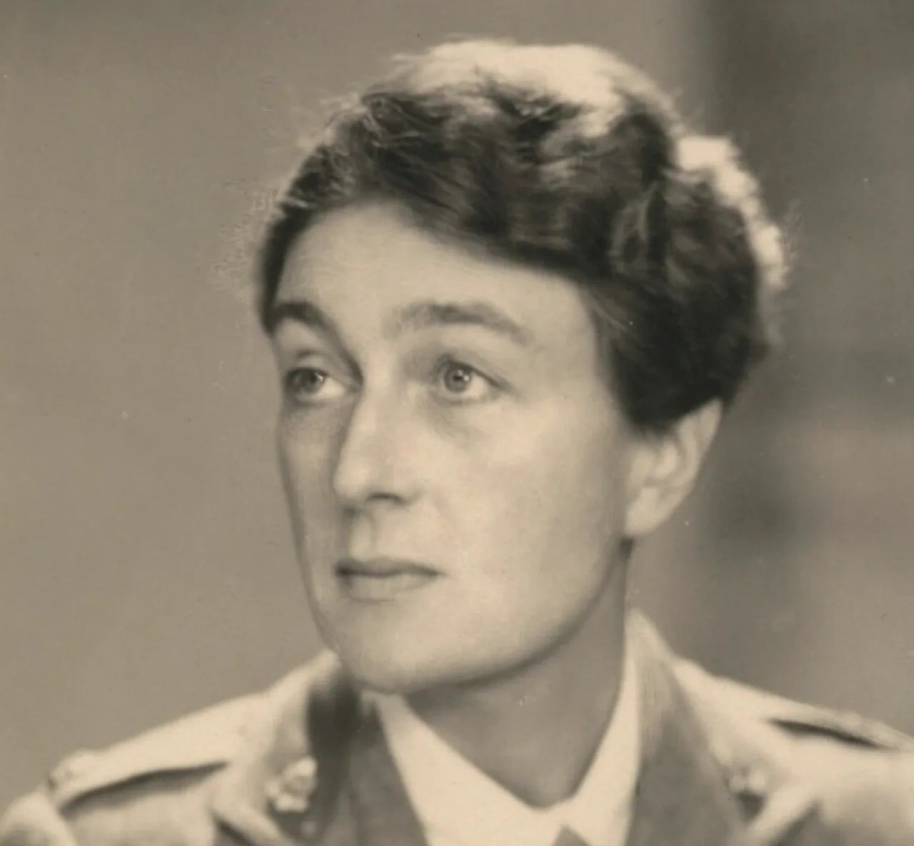 Portrait of Daisy Bridges (1894–1972) – memorial page