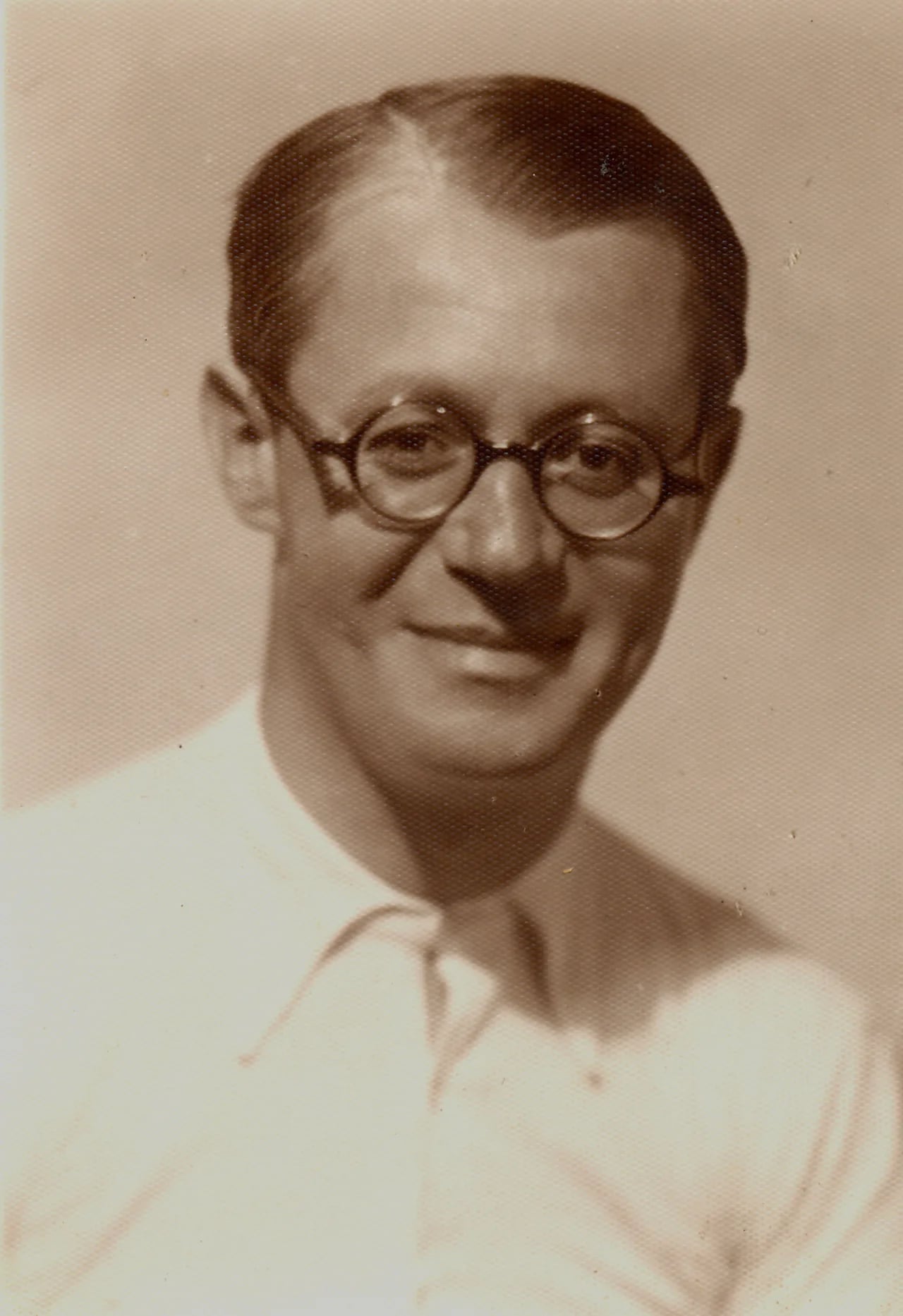 Portrait of Aleksandar Begaschew (1898–1971) – memorial page