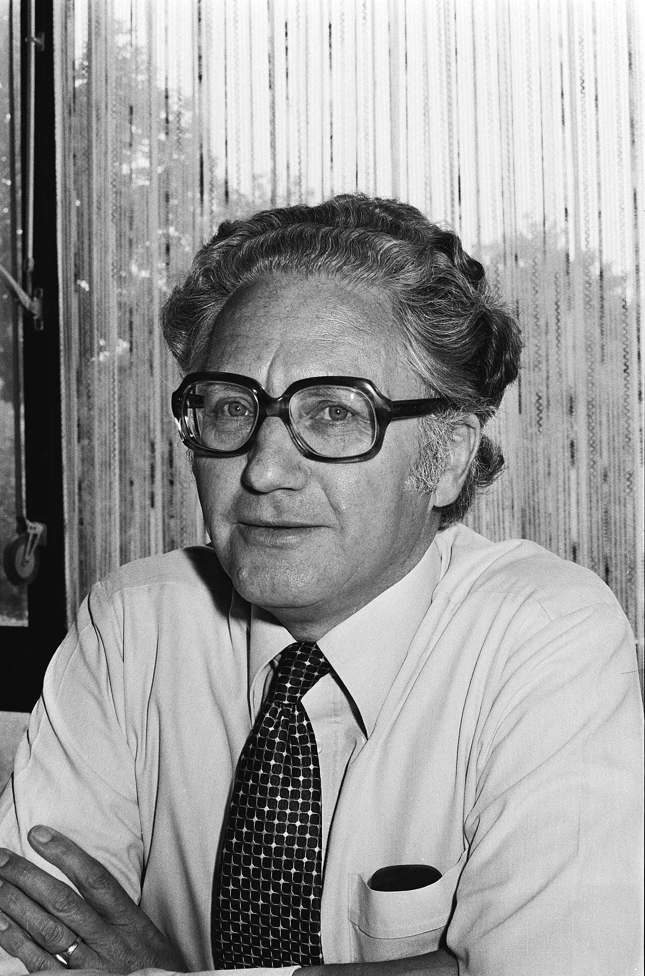 Portrait of Harm van der Meulen (1925–2007) – memorial page