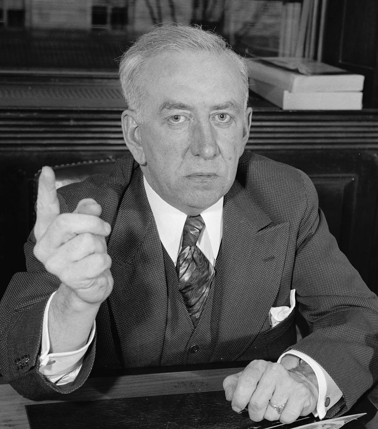 Portrait of Martin L. Sweeney (1885–1960) – memorial page