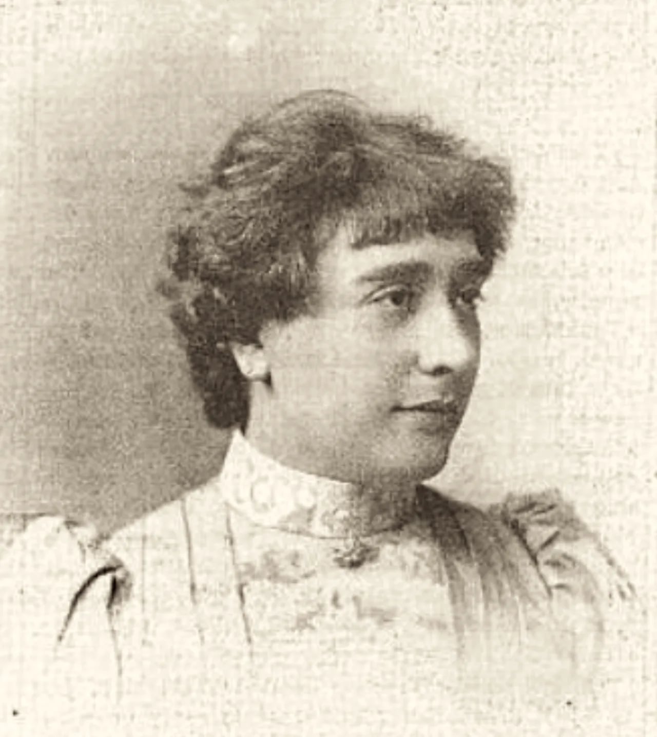 Portrait of Mathilde Verne (1865–1936) – memorial page