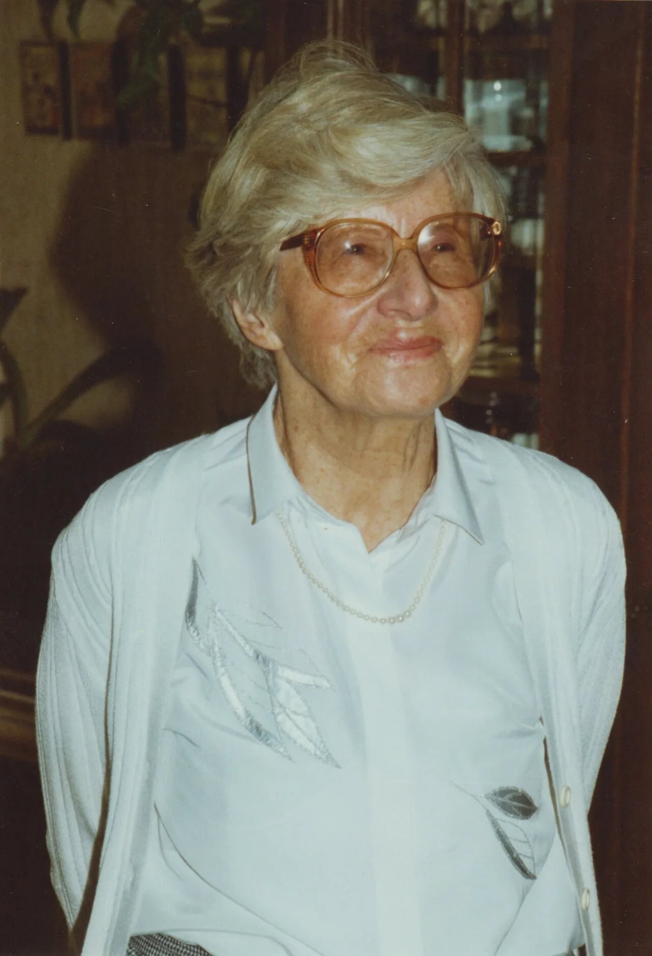 Portrait of Annemarie Jeanette Neubecker (1908–2001) – memorial page