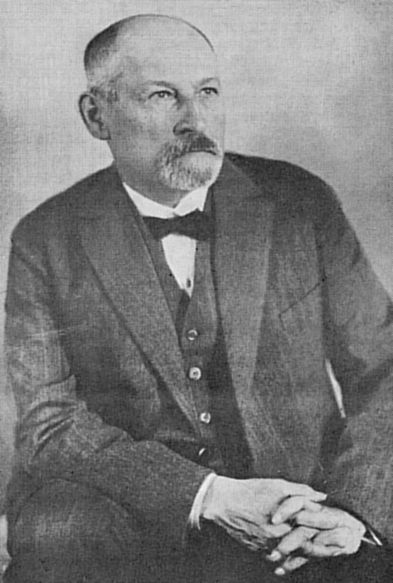 Portrait of Max Matthes (1865–1930) – memorial page