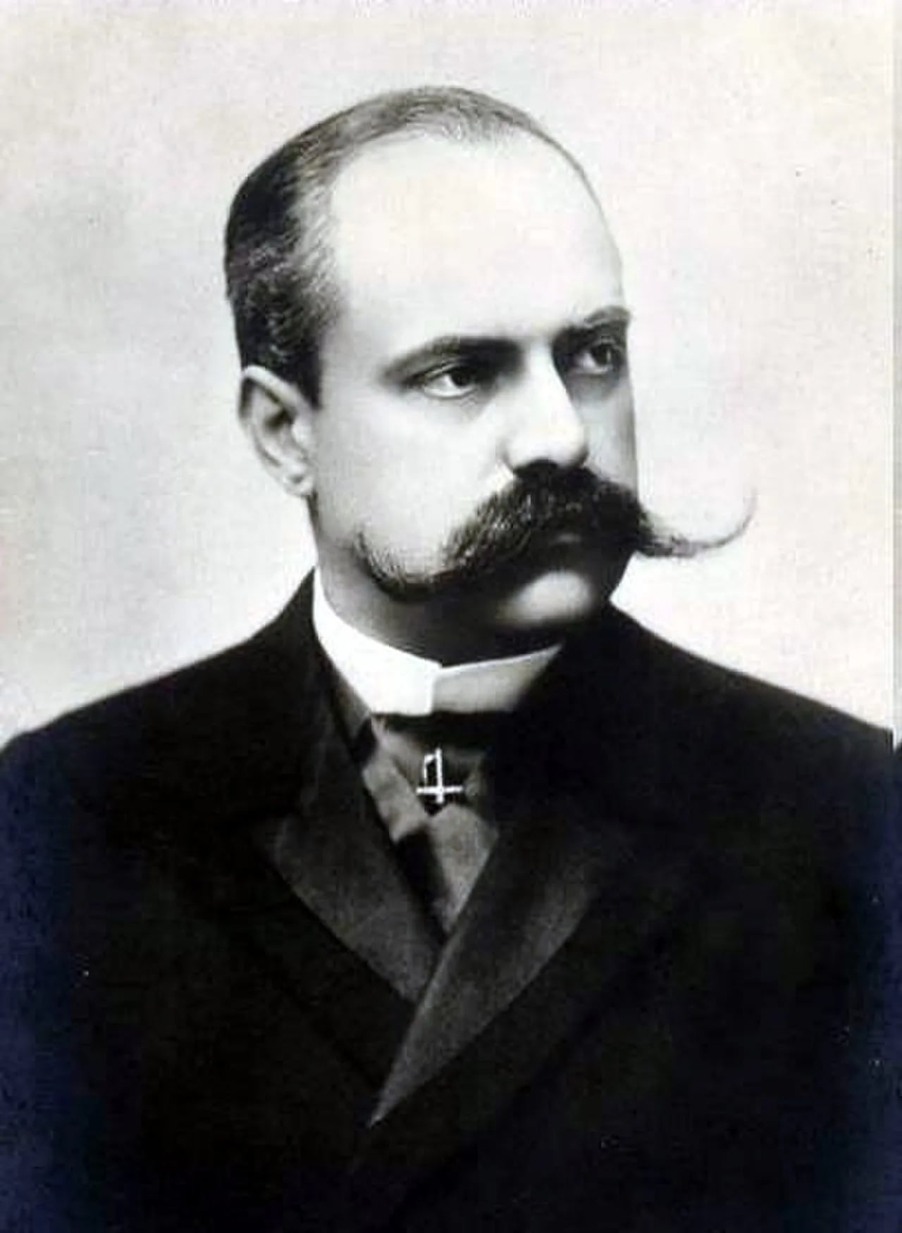 Portrait of Victor Napoléon (1862–1926) – memorial page