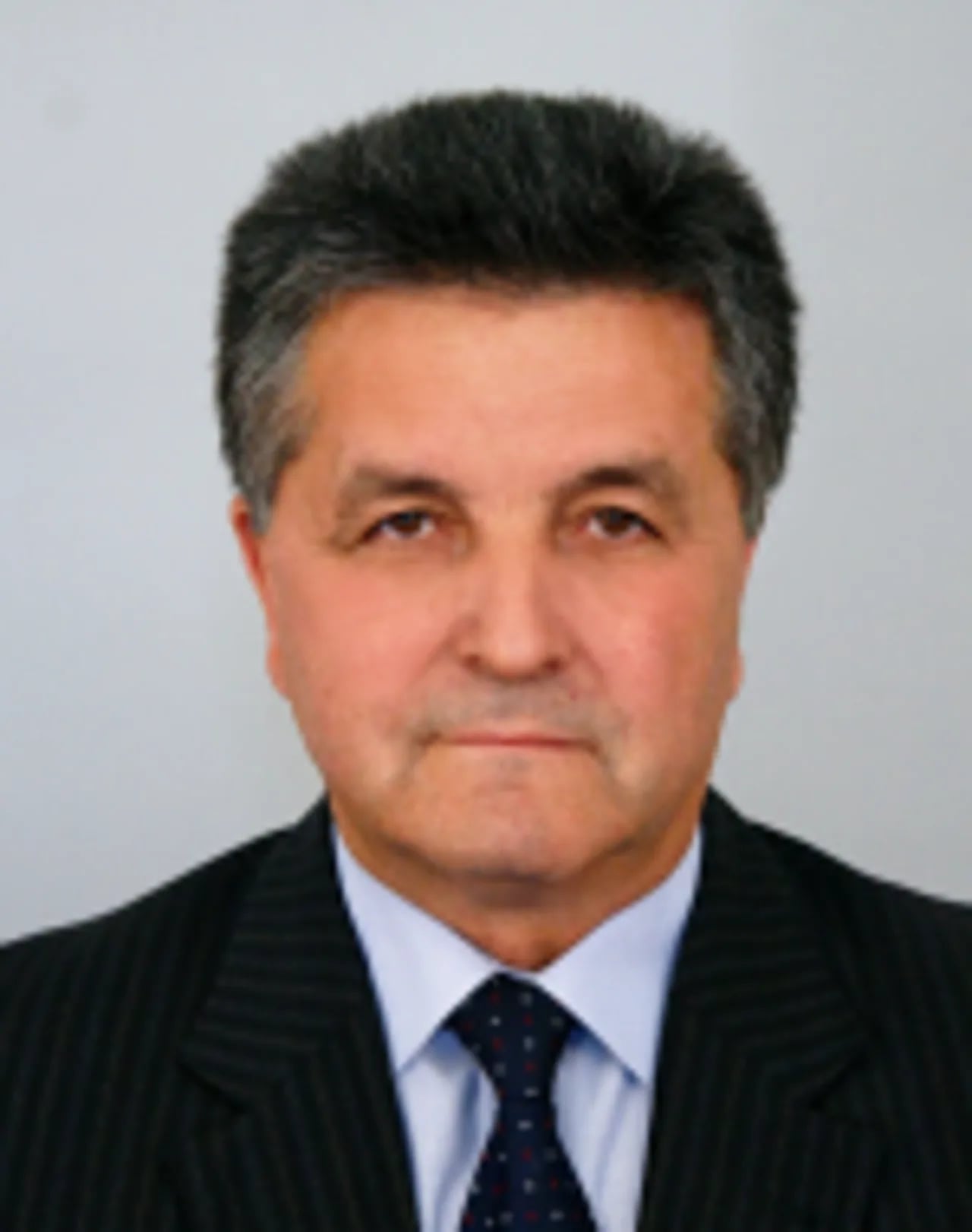 Porträt von Aliosman Imamov (1953–2025) – Gedenkseite