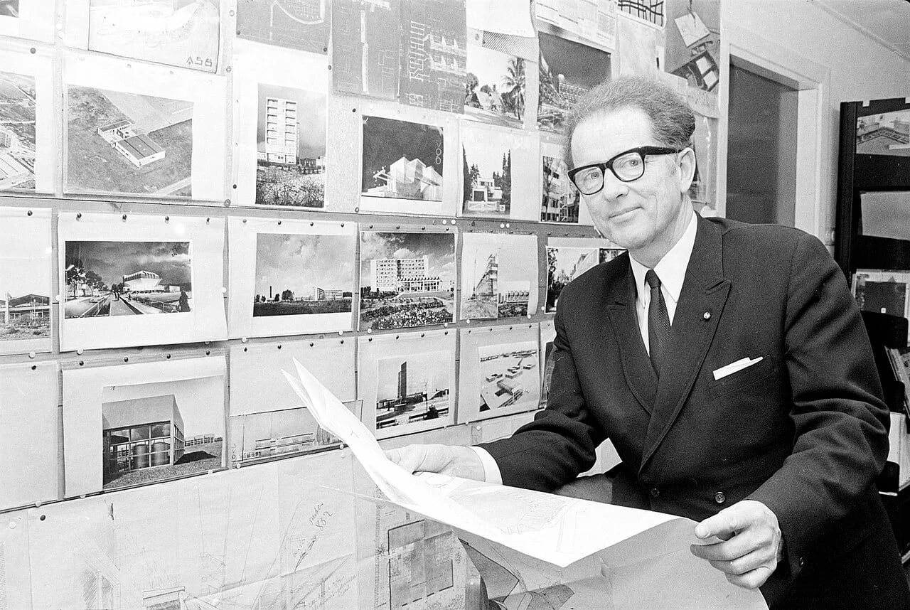 Porträt von J.P. Kloos (1905–2001) – Gedenkseite