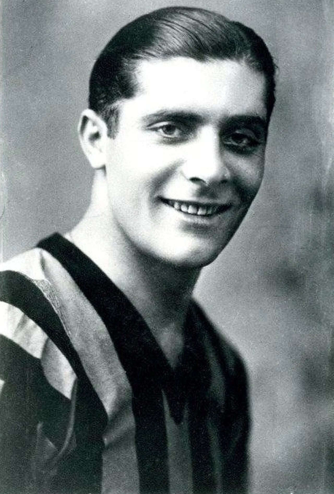 Porträt von Giuseppe Meazza (1910–1979) – Gedenkseite